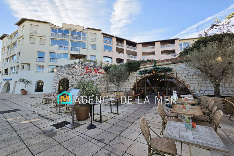 Appartement - 91 m² - 2 pièces