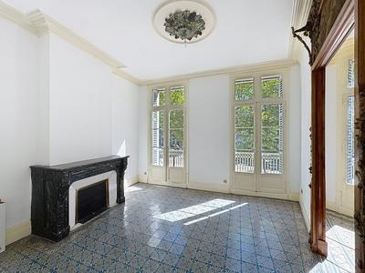 Immeuble mixte - 280 m²