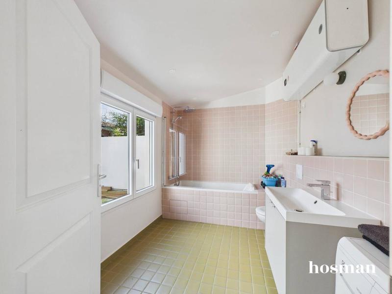 Maison - 123 m² - 4 pièces