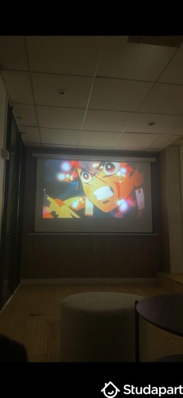 Chambre - 9 m² - 1 pièce