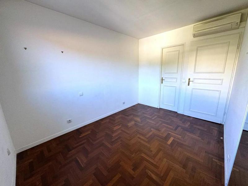 Appartement - 131 m² - 4 pièces