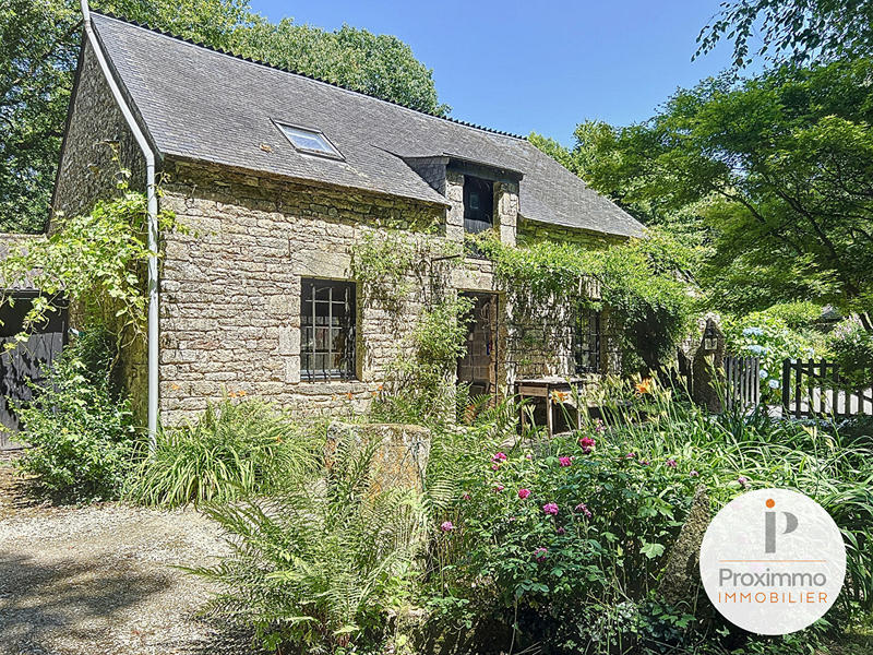 Maison - 269 m² - 10 pièces