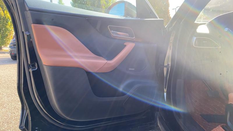 Jaguar F-Pace 20d 180 Awd Prestige - Automatique Toit ouvrant