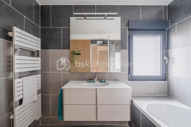 Maison de ville - 120 m² - 5 pièces