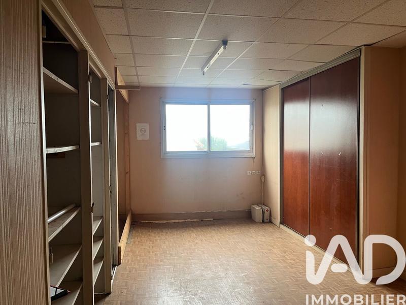Appartement - 1 280 m² - 8 pièces