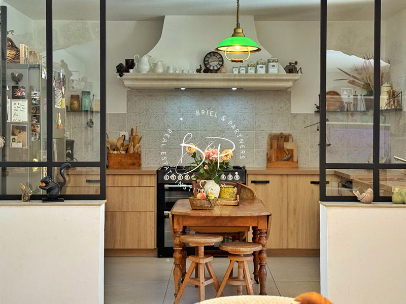 Maison - 146 m² - 7 pièces