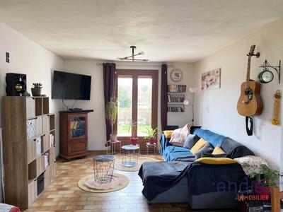 Maison - 102 m² - 5 pièces