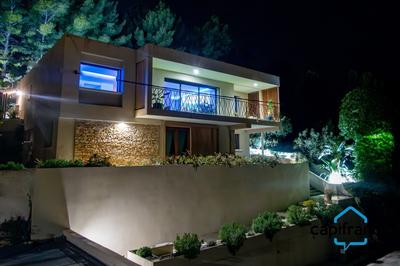 Maison - 172 m² - 7 pièces