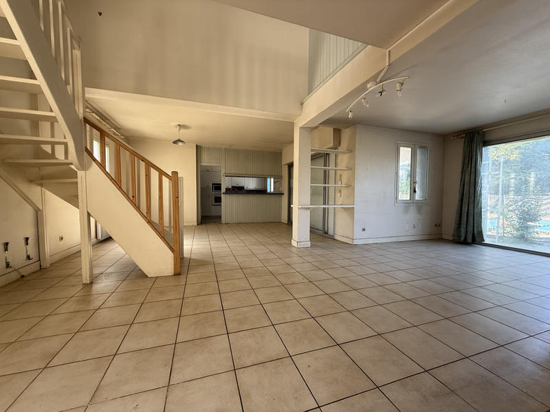 Maison - 120 m² - 4 pièces