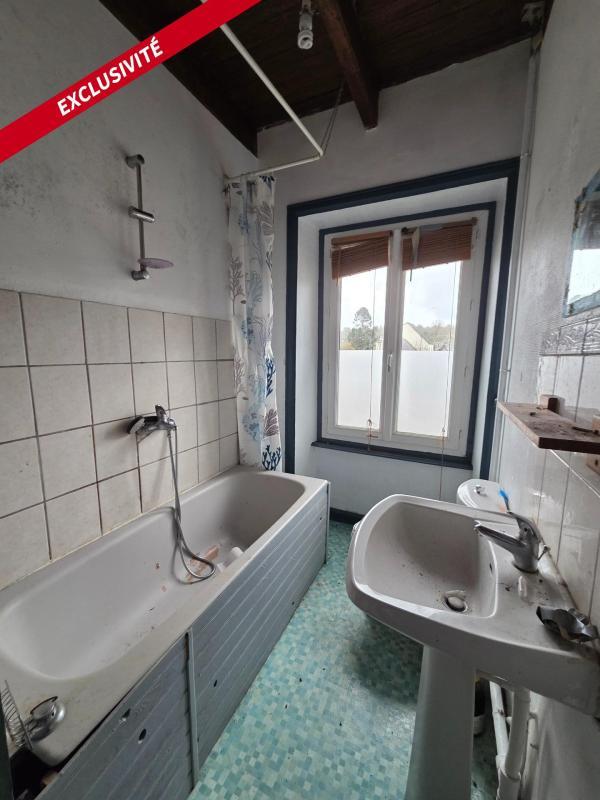 Maison en pierre - 80 m² - 4 pièces