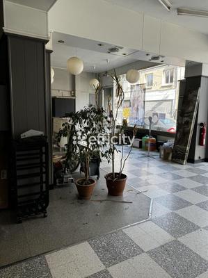 Immeuble - 285 m² - 12 pièces