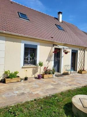 Maison traditionnelle - 107 m² - 5 pièces