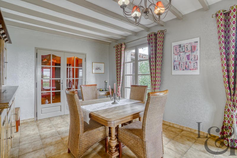 Maison - 160 m² - 6 pièces