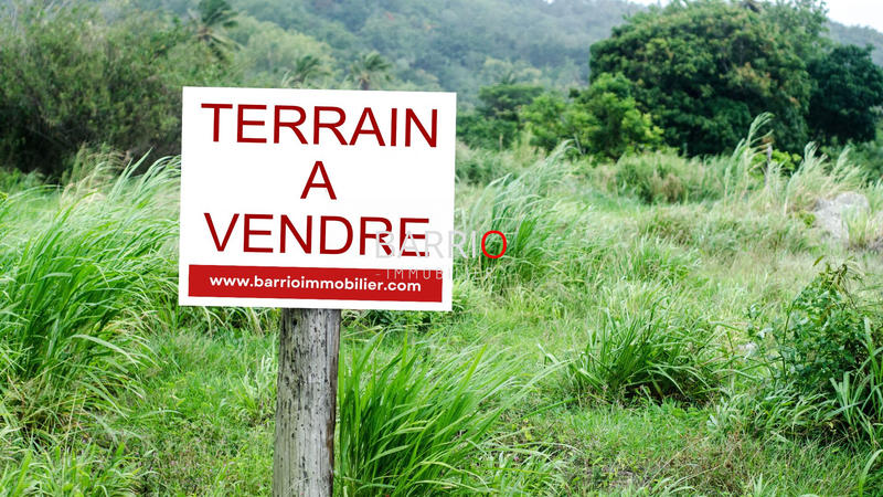 Terrain de loisirs - 1 830 m²