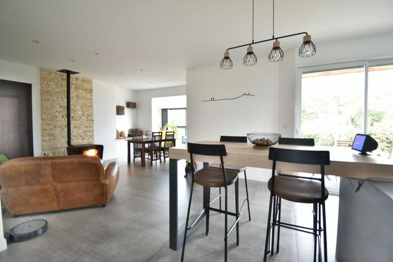 Villa - 203 m² - 7 pièces