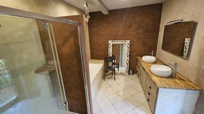 Maison - 180 m² - 5 pièces