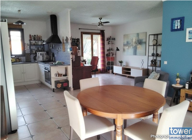 Propriété - 81 m² - 4 pièces