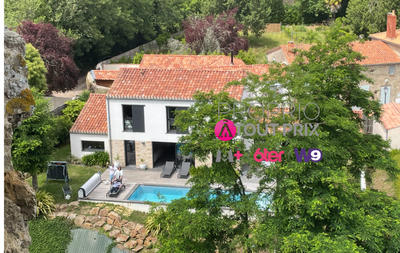 Maison - 190 m² - 8 pièces