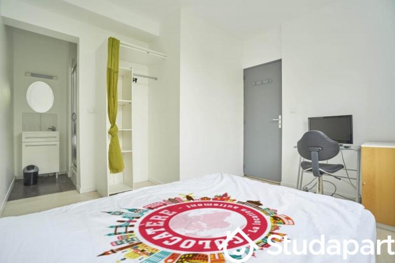 Chambre - 10 m² - 1 pièce