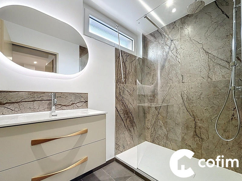 Appartement - 74 m² - 3 pièces