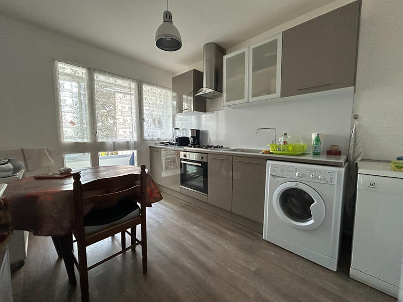 Appartement - 75 m² - 3 pièces