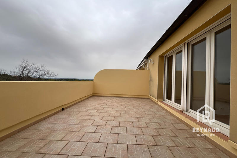 Appartement - 100 m² - 3 pièces