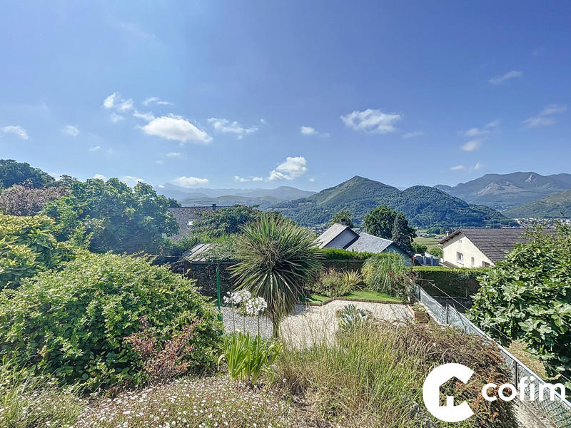 Maison - 185 m² - 6 pièces