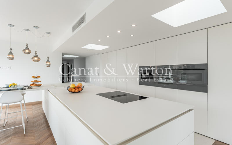 Appartement - 148 m² - 4 pièces