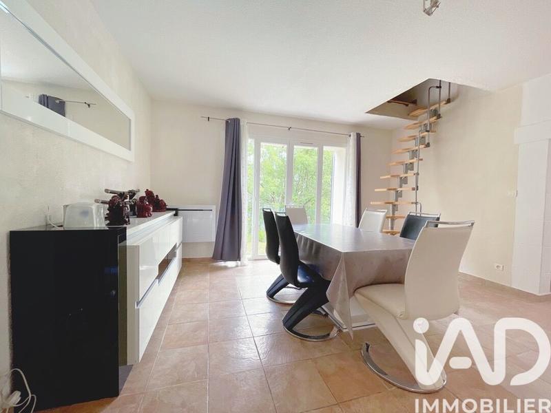 Maison - 141 m² - 5 pièces