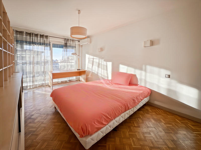 Appartement - 149 m² - 5 pièces