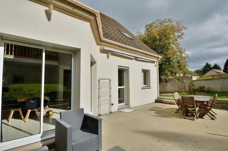 Maison - 130 m² - 6 pièces