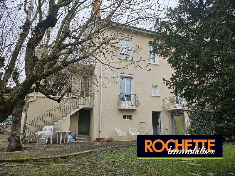 Maison traditionnelle - 172 m² - 7 pièces