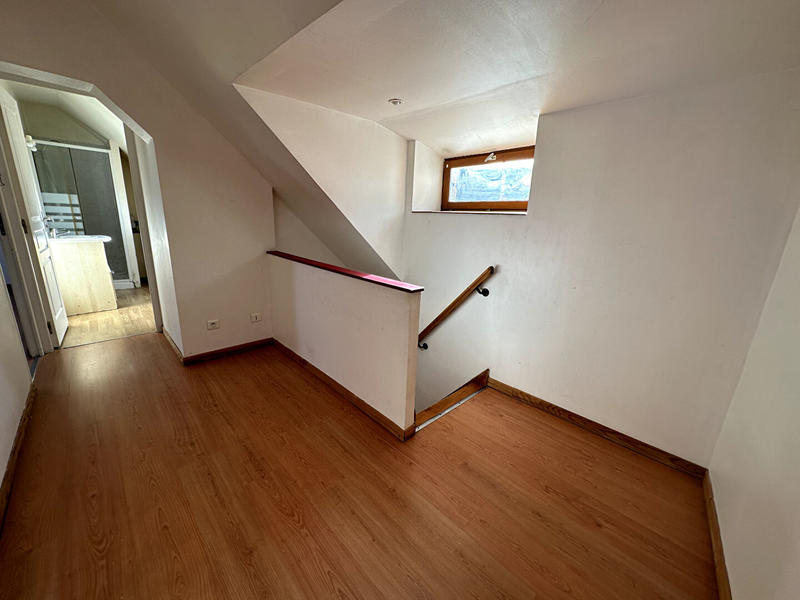 Appartement - 92 m² - 4 pièces