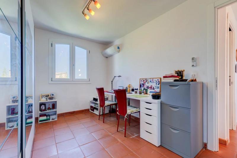 Villa - 137 m² - 5 pièces