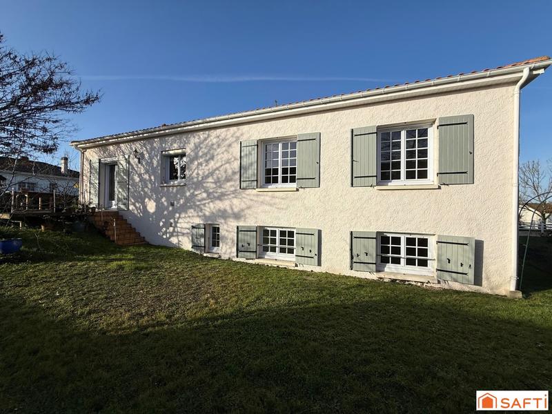 Maison - 159 m² - 7 pièces