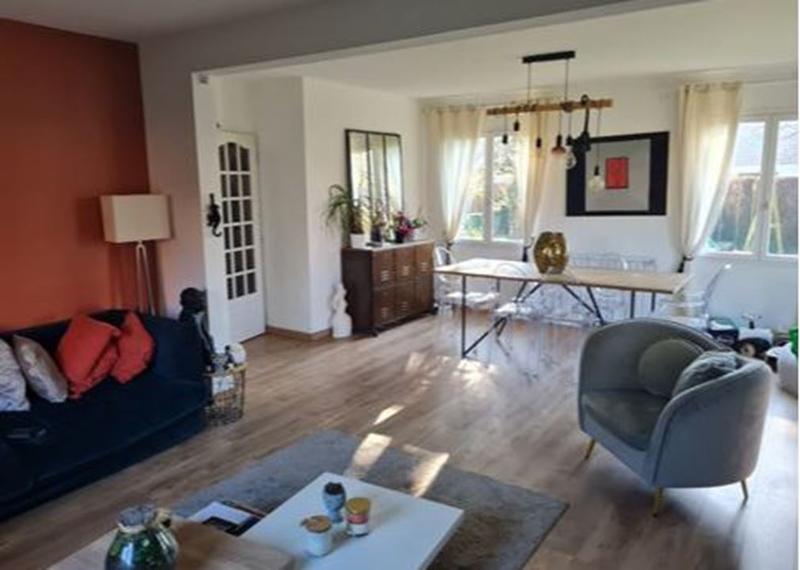 Maison traditionnelle - 168 m² - 9 pièces