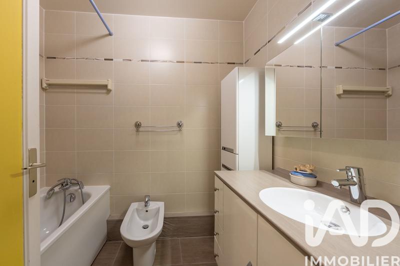 Appartement - 84 m² - 4 pièces