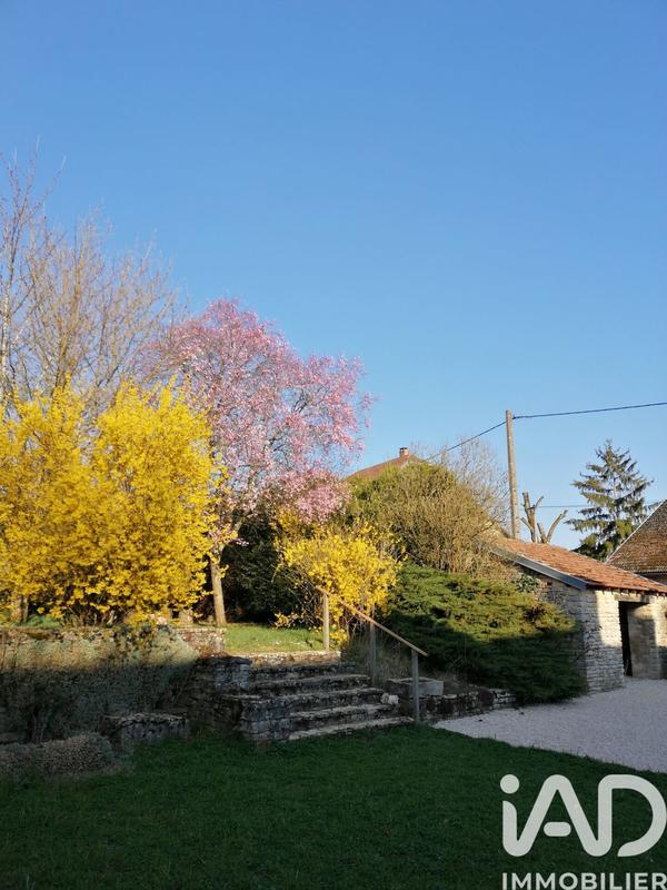 Maison - 213 m² - 10 pièces