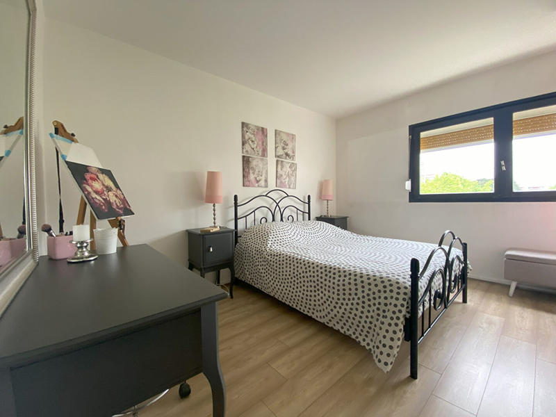 Appartement - 94 m² - 5 pièces