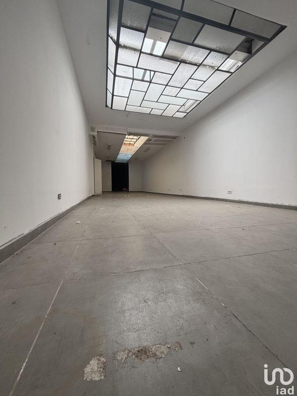 Maison - 445 m² - 3 pièces