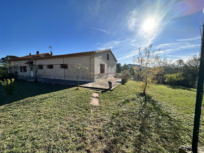 Villa - 206 m² - 6 pièces