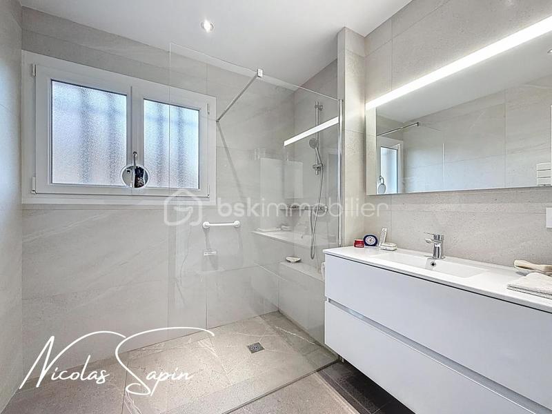 Maison - 153 m² - 6 pièces