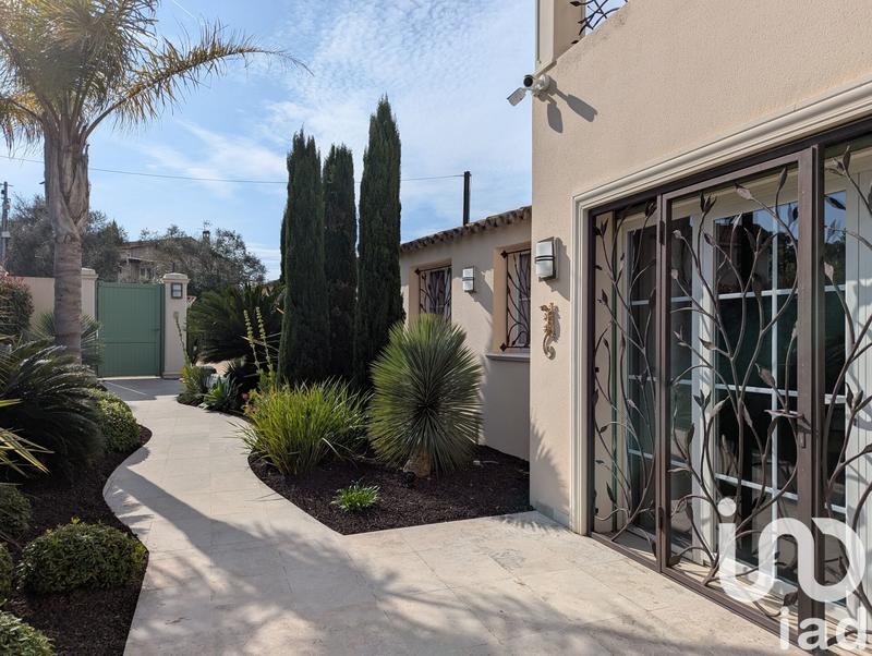 Maison - 192 m² - 6 pièces