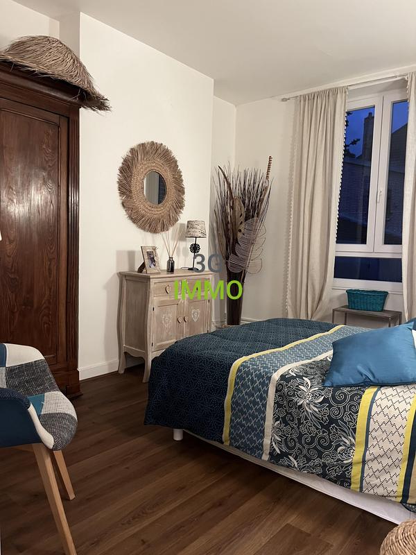 Immeuble - 185 m² - 6 pièces