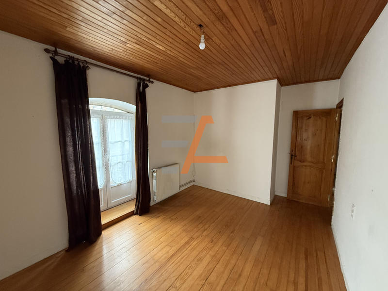 Maison de village - 110 m² - 5 pièces