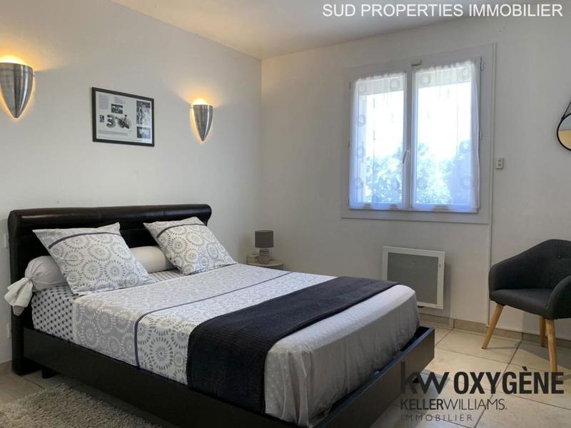 Propriété - 200 m² - 7 pièces