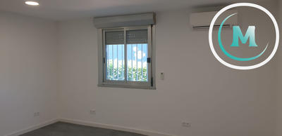 Bureau - 24 m² - 1 pièce