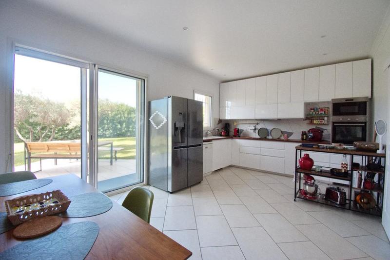 Villa - 183 m² - 6 pièces