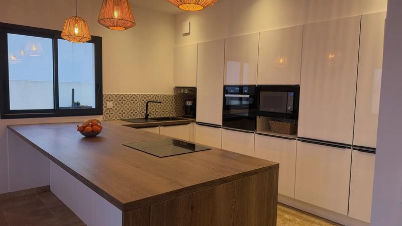 Maison - 115 m² - 4 pièces