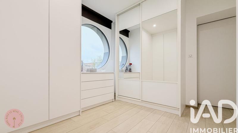 Maison - 175 m² - 6 pièces